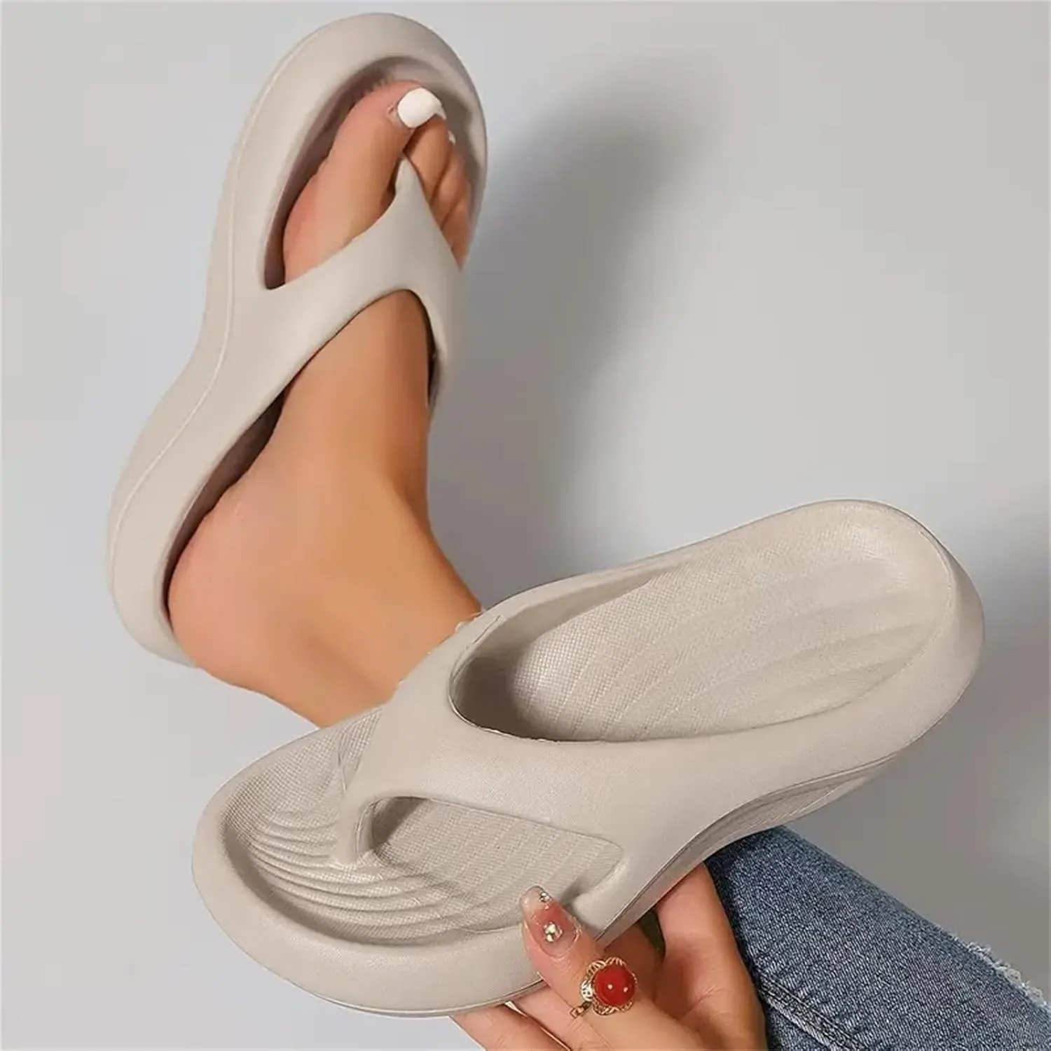 Arch Support Flip Flops for Women,Orthopedic Women Plantar Fasciitis Orthopedic Sandals Walking Platform Recovery Flipflops Pillow Soft Summer Beach Shoes Non-slip Comfort Lightweight