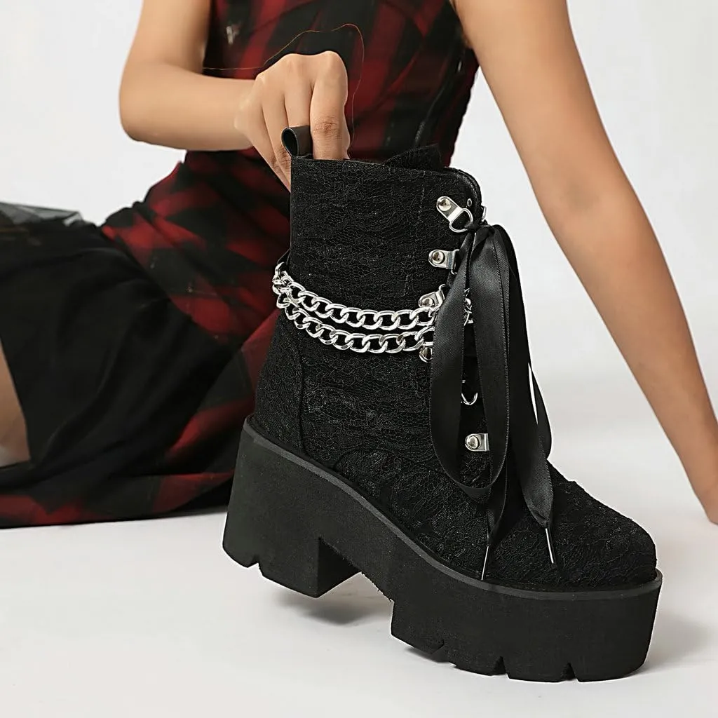 DINTAHA Goth Boots Platform Chunky Combat Boots With Chain Lace Up Gothic Shoes
