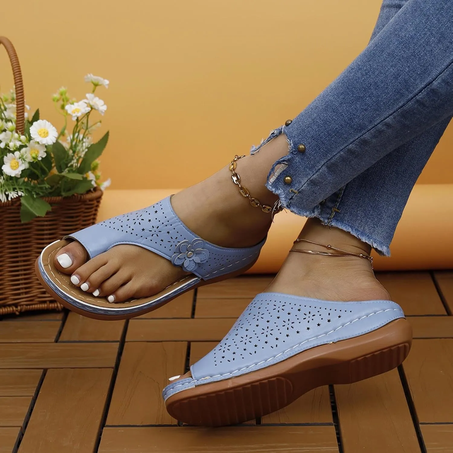 Womens Flip Flop Heels Cut Out Breathable Summer Flip-Flops Arch Support Floral Decor Wedge Comfort Walk Sandal