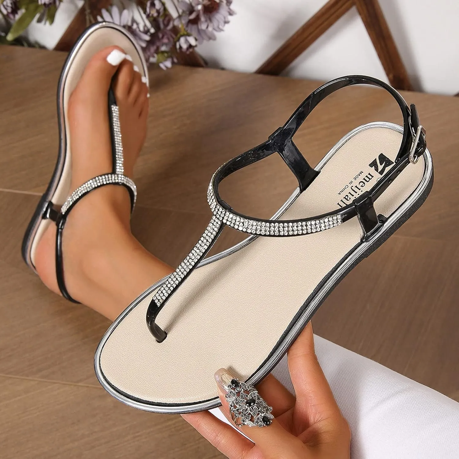Womens Flip Flops Sandals For Women Beach Vacation Casual Walking Cushion Sandals Thong Flat Slip On Flip flops