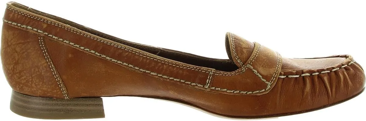 Womens Instinctive Block Heel Leather Loafers