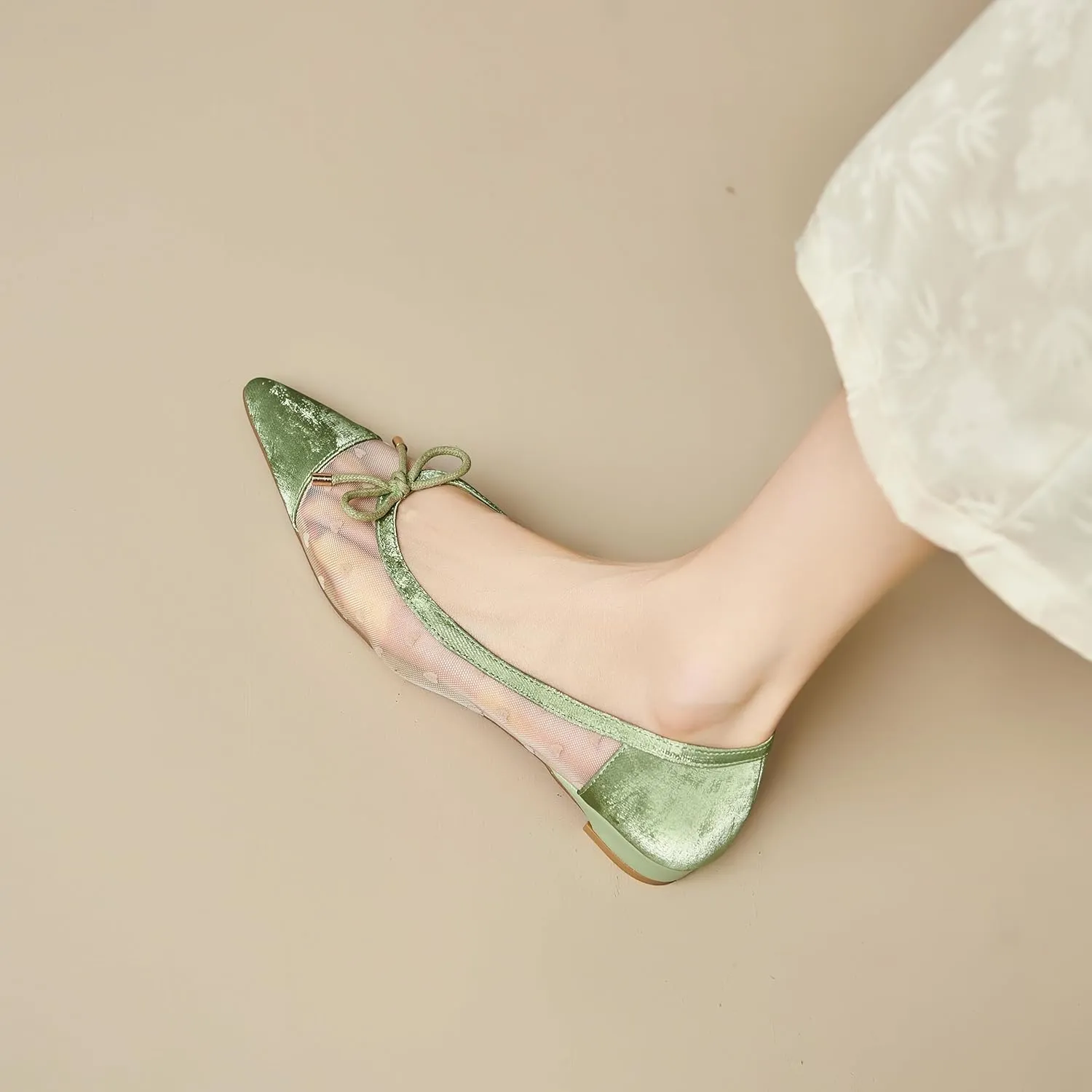 Womens Mesh Ballet Flats Retro Slip on Embroidered Pointed Toe Flats Comfortable Pointy Low Heel Bow Dress Shoes