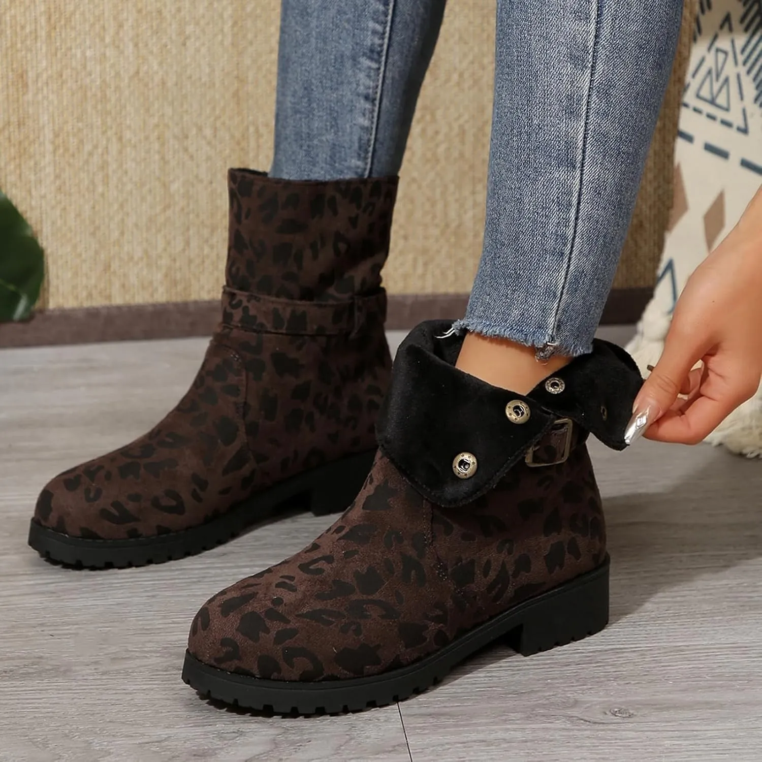 Womens Winter Combat Boots Slip on Leopard Print Ankle Boots Outdoor Buckle Chunky Low Heels Shorts Booties